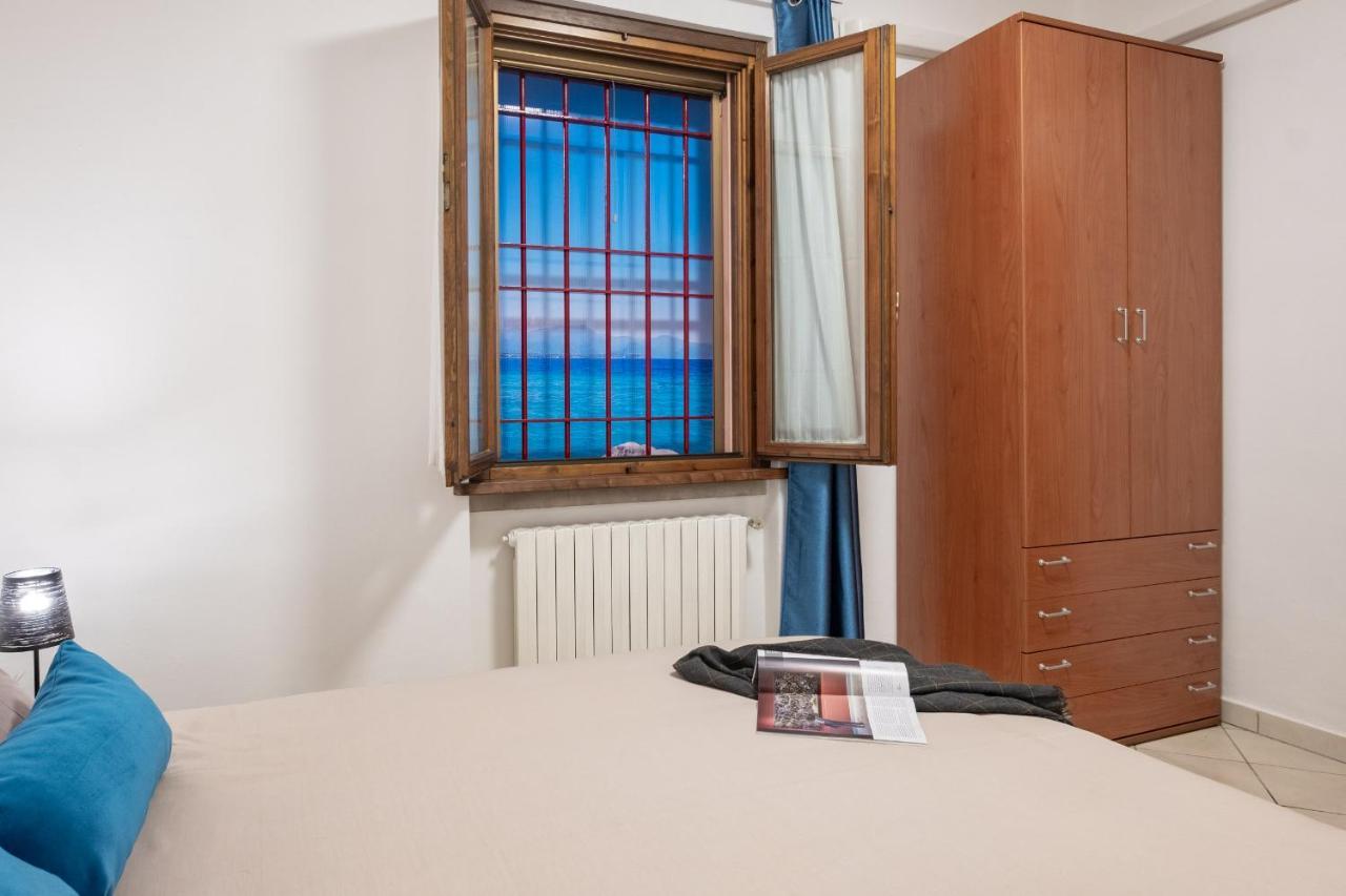 Casa Dolce Casa Desenzano - 2 Passi Dal Lago Apartment Desenzano del Garda Bagian luar foto